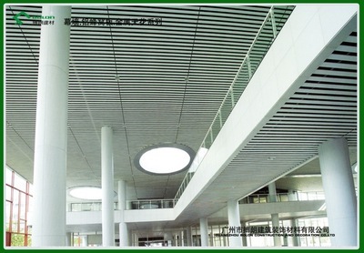 廣州搏朗金屬建材廠 專業(yè)生產(chǎn)銷售高低邊斜角鋁條扣天花板材料